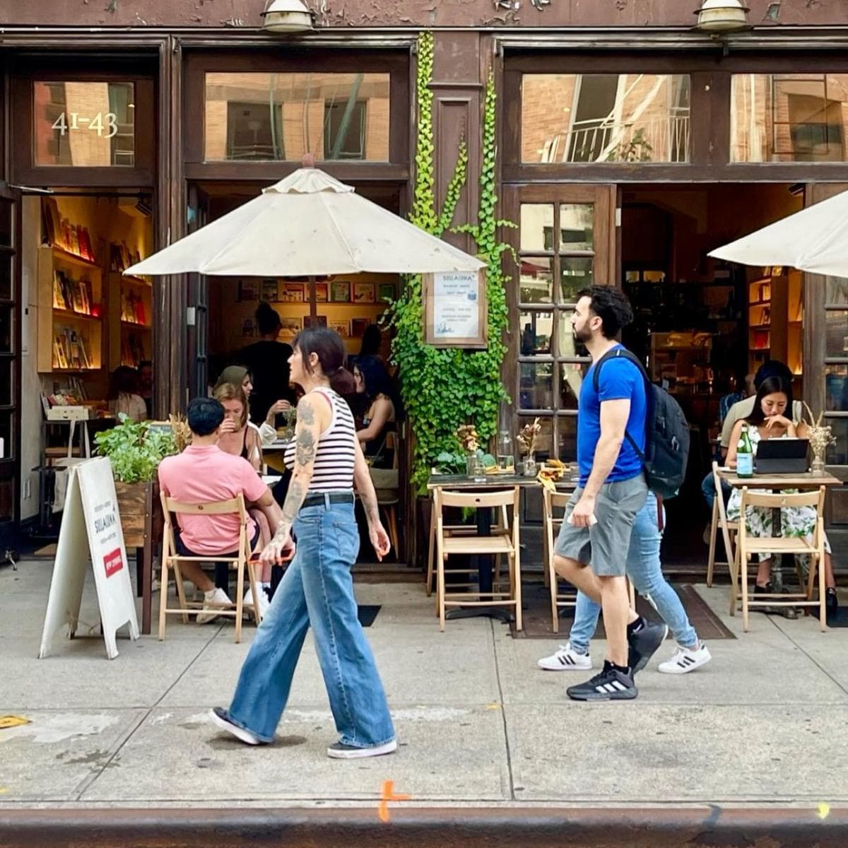 The light-filled Sullaluna bookshop and bistrot